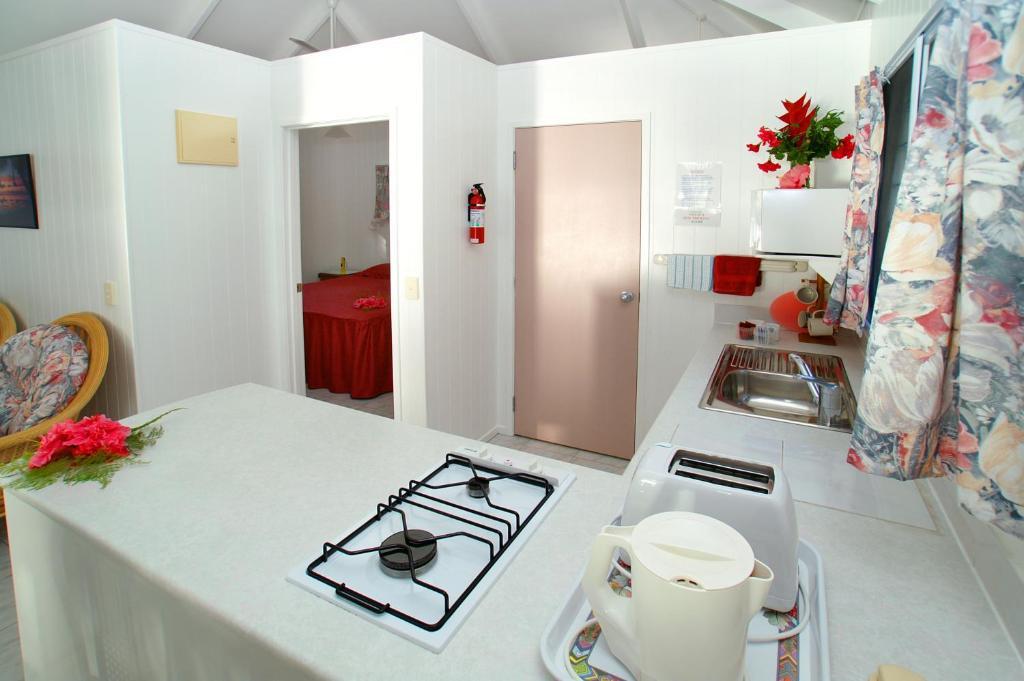 Sunhaven Beach Bungalows (Adults Only) Rarotonga Værelse billede